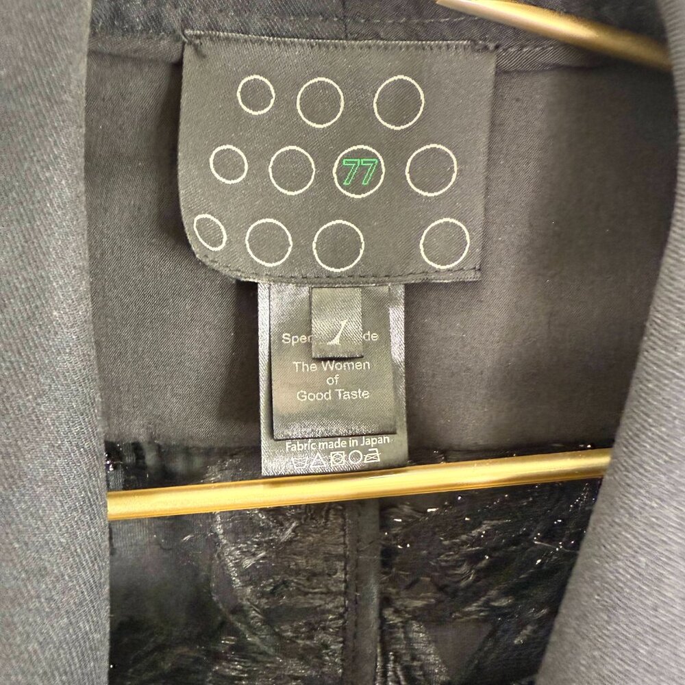 jacket - Picture 3 of 3